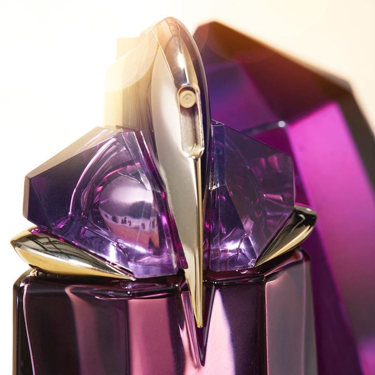 Mugler Alien Sunessence Body Gel | My Perfume Shop