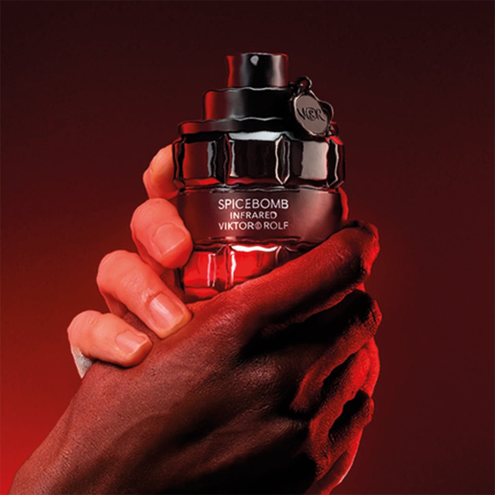 Viktor & Rolf Spice Bomb Infrared EDT | My Perfume Shop